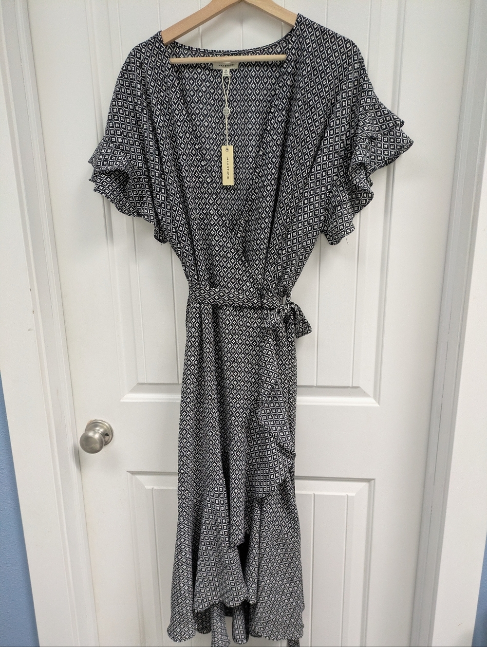 Max Studio Black & White Geometric Wrap Dress with Ruffle Sleeves